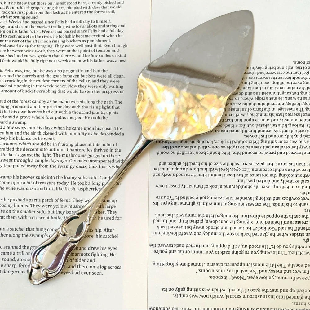 vintage Happy Holidays silver plated pie cake server